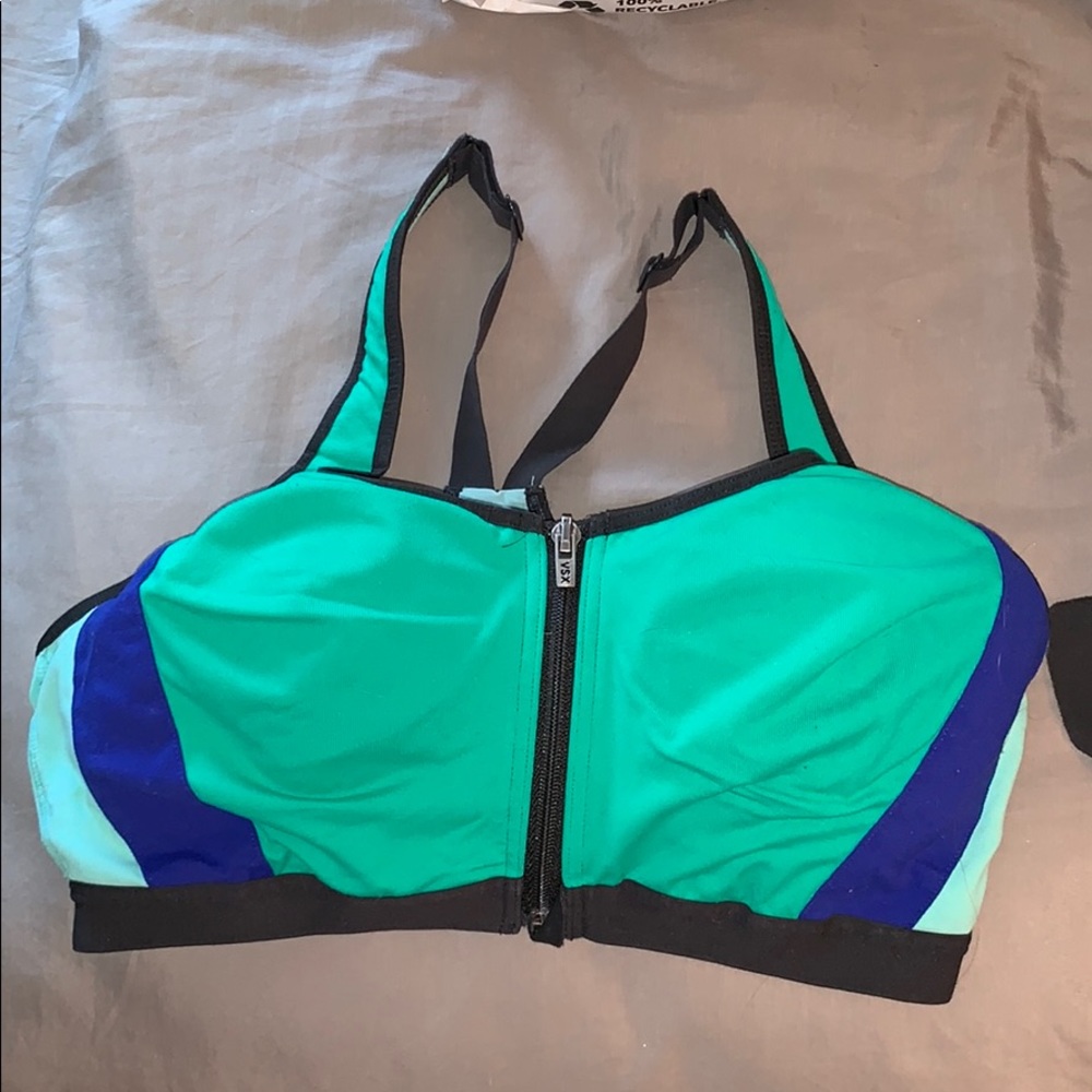 Victoria’s secret knock out sports bra 36DD